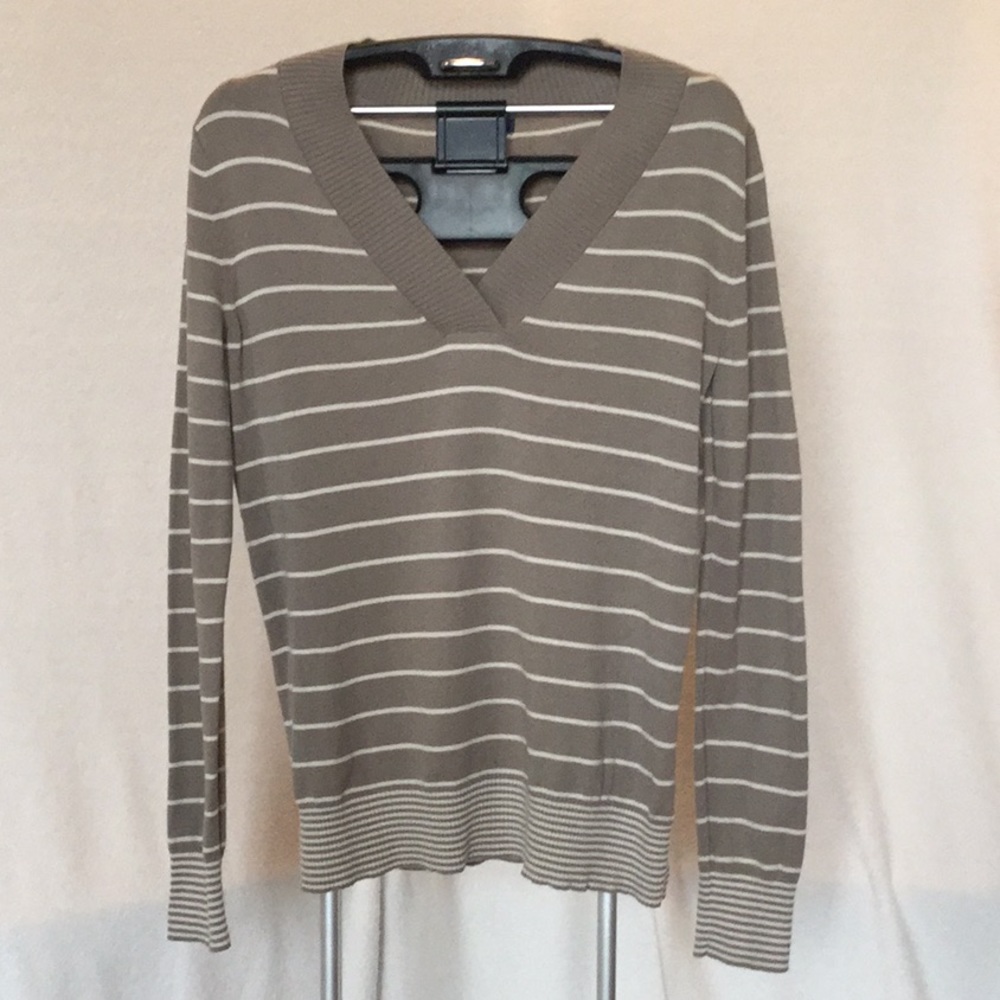 GAP Lightweight V-Neck Pinstripe Sweater